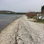 Lipovac Ficus דירה ביליצה