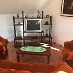 Lipovac Ficus דירה