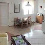 Lipovac Ficus דירה