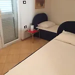 דירה Lipovac Ficus ביליצה