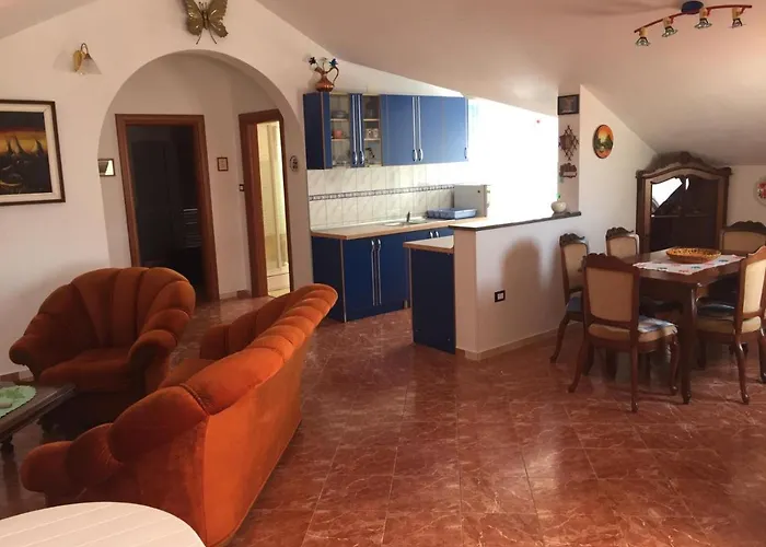 Apartman Lipovac Ficus *