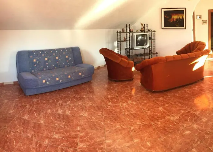 Apartman Lipovac Ficus Bilice