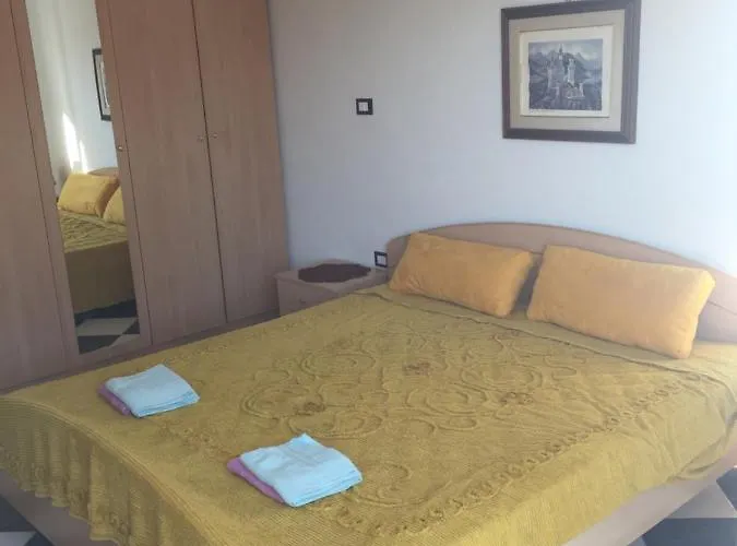 Lipovac Ficus Apartment