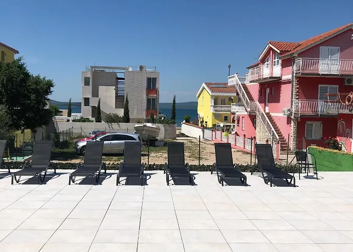 Apartman Lipovac Ficus Bilice